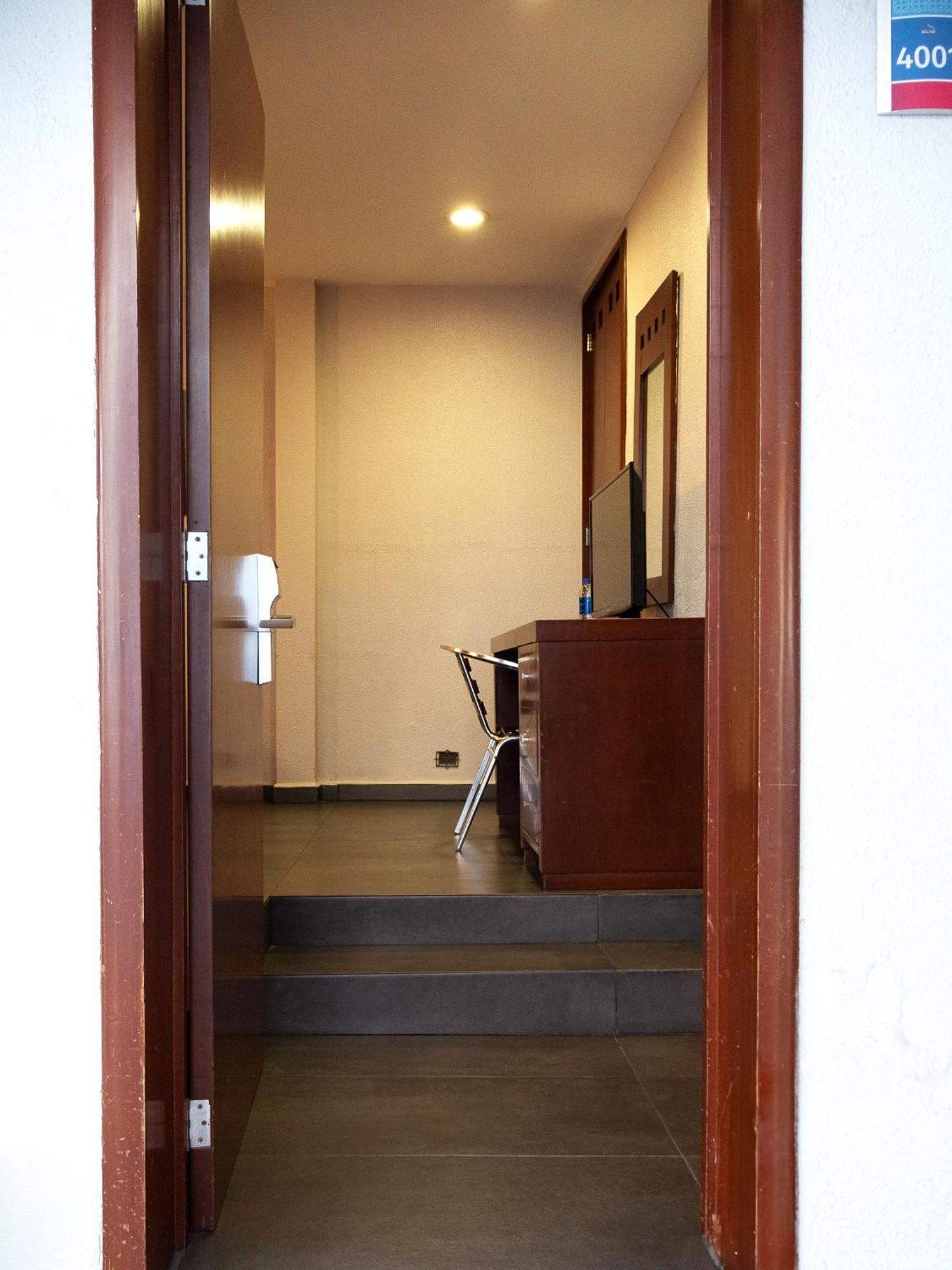 Hotel Panamerican ปวยบลา ภายนอก รูปภาพ