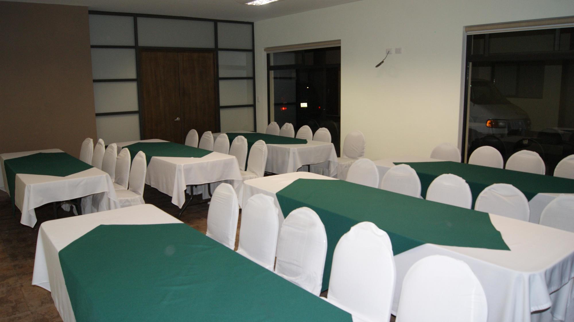 Hotel Panamerican ปวยบลา ภายนอก รูปภาพ